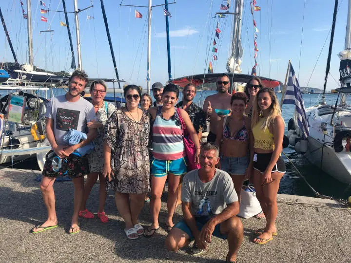 Guests on the quay after the trip