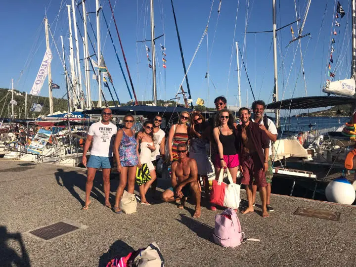 Guests on the quay at the marina