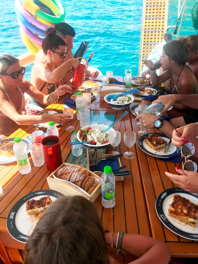 Lunch plates on the deck table