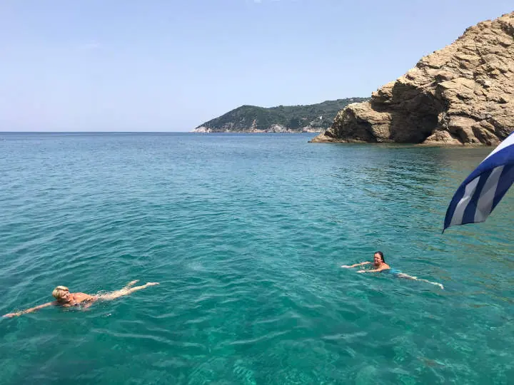 Swimming in a clear bay